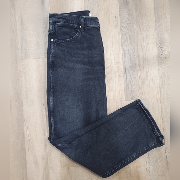 Wrangler high rise straight leg Wild West jeans, black, size 31 - Picture 3 of 5